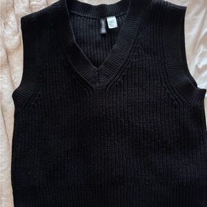H&M Black V-Neck Knit Sweater Vest